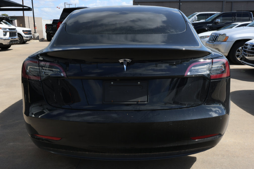 Used 2021 Tesla Model 3 Standard Range Plus RWD image 6