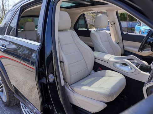 Used 2021 Mercedes-Benz GLE 350 4MATIC image 41