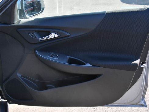 Used 2024 Chevrolet Malibu LT image 39