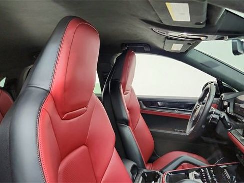 Used 2024 Porsche Cayenne Turbo GT image 22