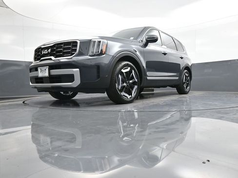Used 2024 Kia Telluride S w/ S Sunroof Package image 27