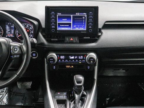Used 2022 Toyota RAV4 XLE Premium FWD image 15
