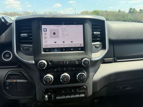 Used 2022 RAM 2500 Big Horn w/ Night Edition AWD/4WD image 12