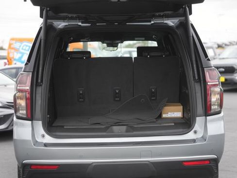 Used 2024 Chevrolet Tahoe High Country image 32