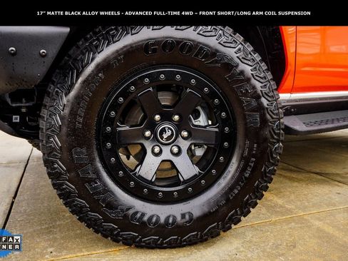 Used 2025 Ford Bronco Stroppe Edition AWD/4WD image 3
