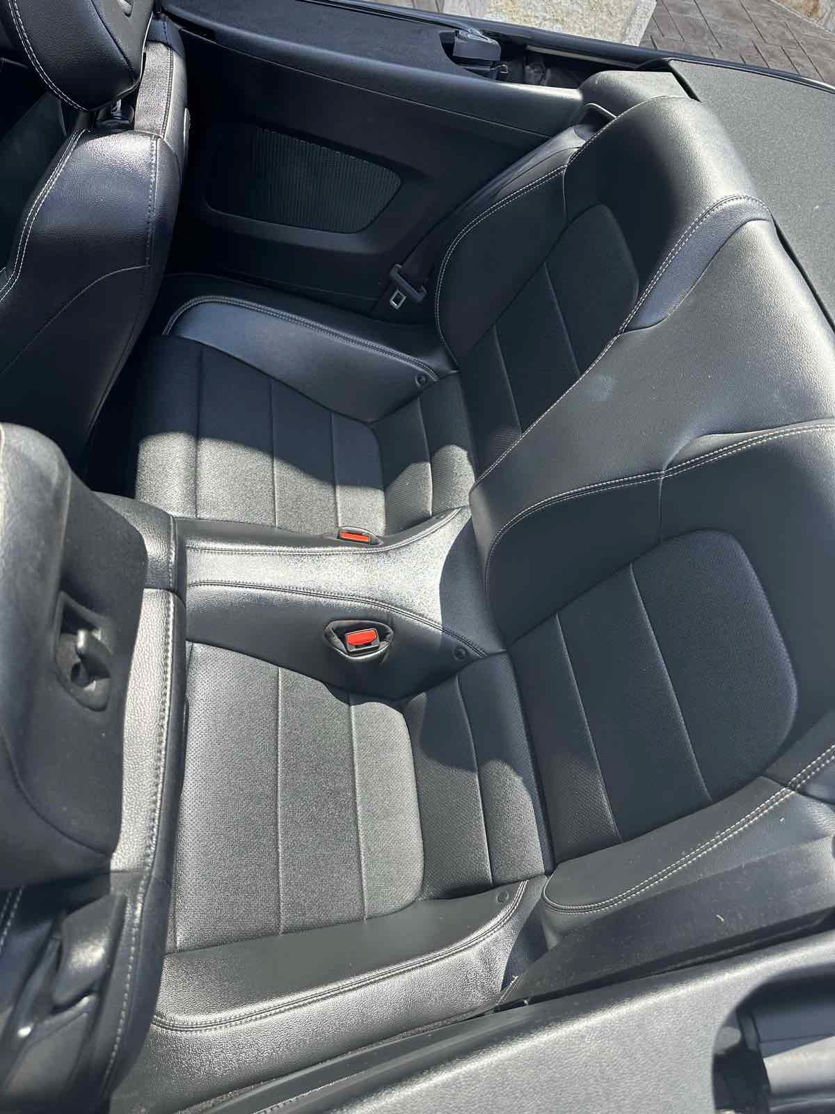 Used 2022 Ford Mustang Premium RWD image 10