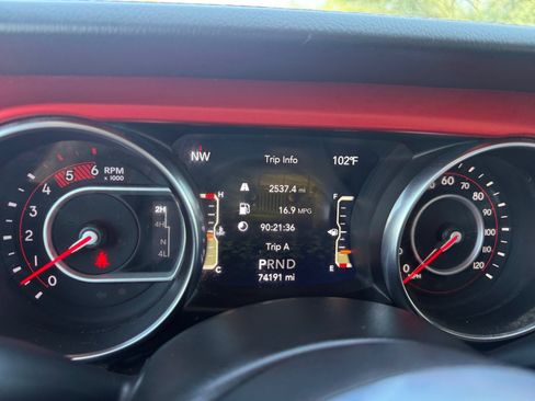 Used 2021 Jeep Gladiator Rubicon AWD/4WD image 20