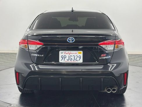 Certified 2024 Toyota Corolla SE w/ SE Package FWD image 11