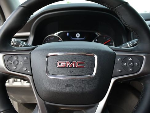 Used 2023 GMC Acadia AT4 w/ Technology Package AWD/4WD image 16