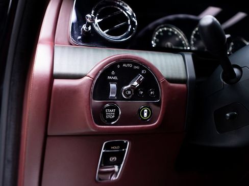 Used 2021 Rolls-Royce Ghost AWD/4WD image 28
