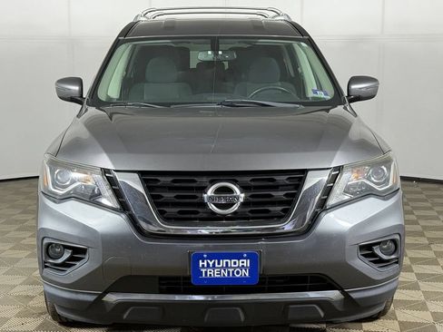 Used 2019 Nissan Pathfinder SV AWD/4WD image 10