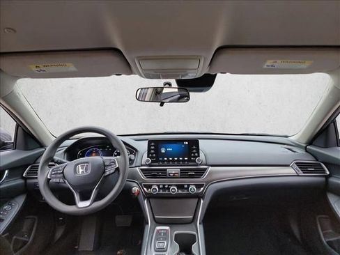 Used 2020 Honda Accord Hybrid image 17