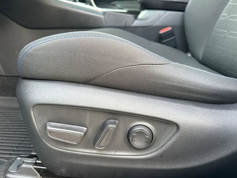 Used 2024 Toyota RAV4 SE image 13