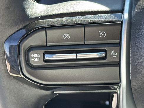 Used 2026 Chevrolet Colorado W/T w/ WT Convenience Package II image 24