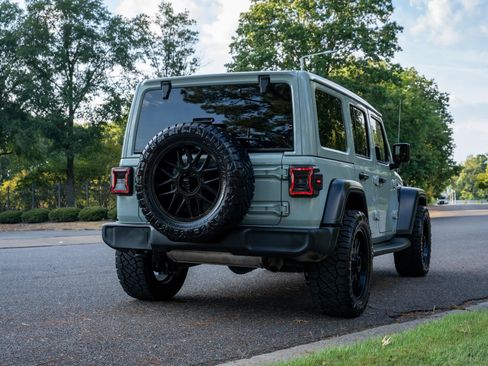 Used 2023 Jeep Wrangler Unlimited Sport w/ Sun And Sound Package AWD/4WD image 6