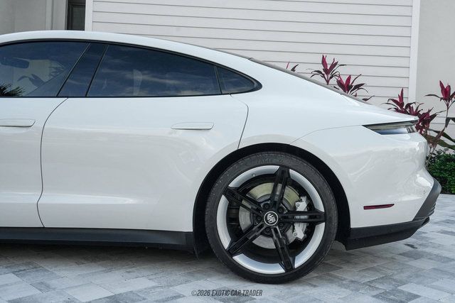 Used 2024 Porsche Taycan RWD image 5