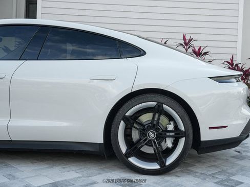 Used 2024 Porsche Taycan RWD image 5