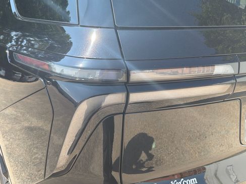 New 2026 Chevrolet Traverse RS FWD image 15