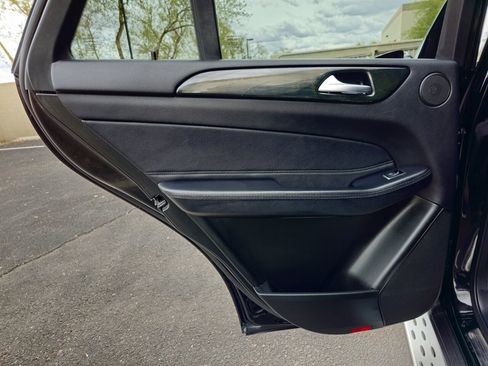 Used 2018 Mercedes-Benz GLE 350 w/ Premium 1 Package image 27