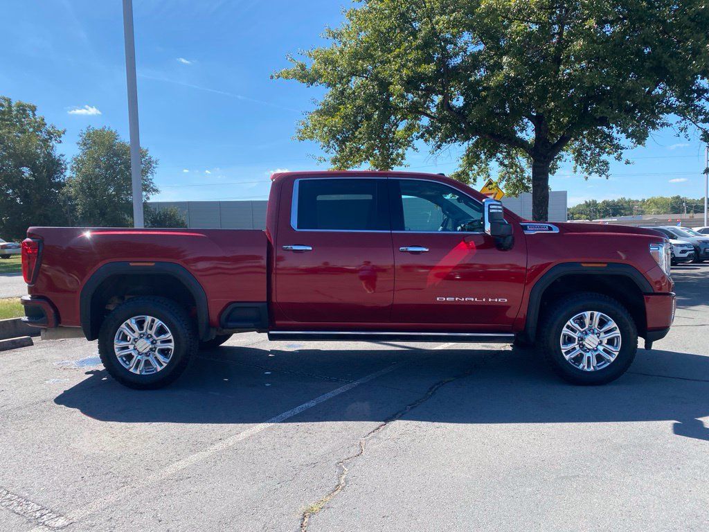 Used 2022 GMC Sierra 2500 Denali w/ Denali Ultimate Package AWD/4WD image 8