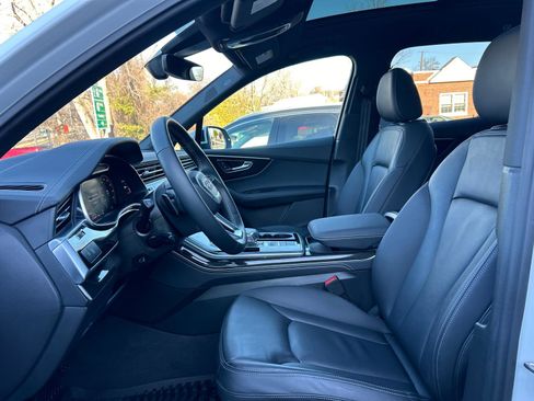 Used 2025 Audi Q7 2.0T Premium Plus w/ Premium Plus Package image 10