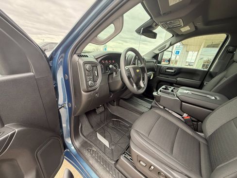 New 2026 Chevrolet Silverado 2500 Custom w/ Custom Value Package image 12