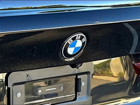 Used 2024 BMW 330i xDrive Sedan w/ Convenience Package image 27