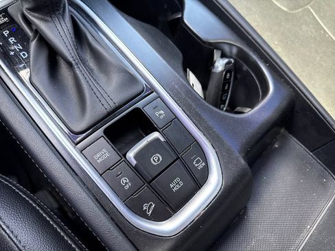 Used 2020 Hyundai Santa Fe Limited AWD/4WD image 44