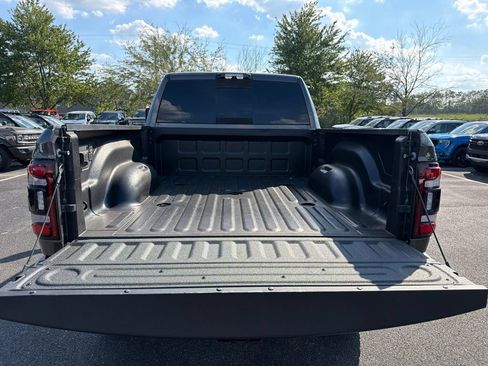 Used 2024 RAM 2500 Laramie w/ Night Edition AWD/4WD image 5