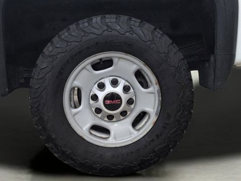 Used 2020 GMC Sierra 2500 4x4 Crew Cab w/ Fleet Convenience Package image 28