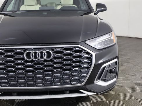Used 2022 Audi Q5 2.0T Premium w/ Convenience Package image 14