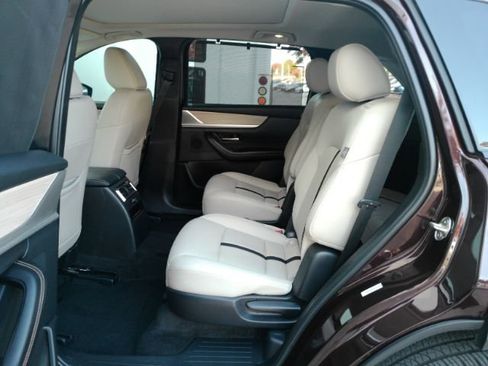 Used 2024 MAZDA CX-90 3.3 Turbo w/ Premium Package image 18