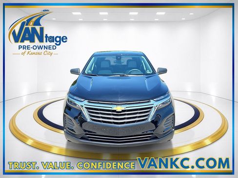 Used 2024 Chevrolet Equinox LS w/ LS Convenience Package FWD image 2