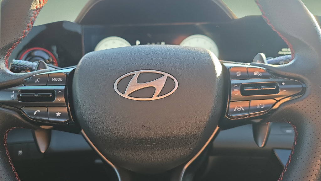 Certified 2025 Hyundai Elantra N Line FWD image 12