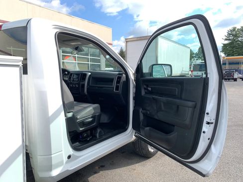 Used 2015 RAM 2500 Tradesman RWD image 19