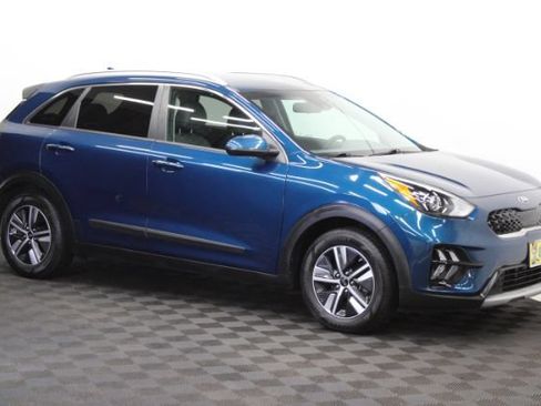 Used 2020 Kia Niro LXS FWD image 1
