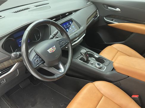 Used 2019 Cadillac XT4 Premium Luxury AWD/4WD image 11