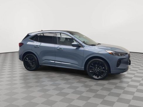 Certified 2025 Ford Escape ST-Line Elite w/ Premium Technology Package AWD/4WD image 45