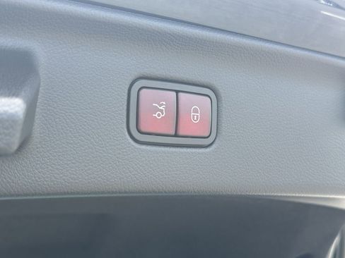 New 2026 Mercedes-Benz S 580 4MATIC Sedan image 22