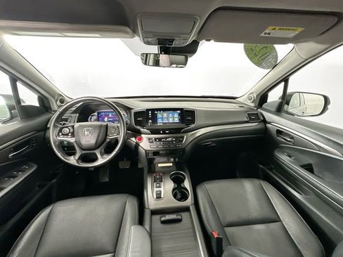 Used 2022 Honda Pilot Special Edition image 3