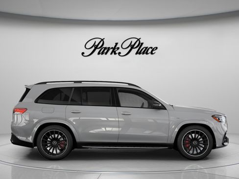 New 2026 Mercedes-Benz GLS 63 AMG 4MATIC image 25