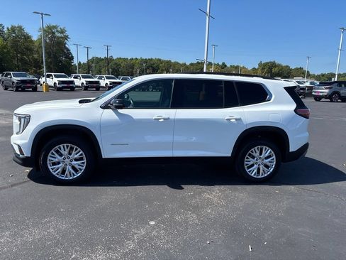 Used 2026 GMC Acadia Elevation w/ Elevation Premium Package FWD image 4