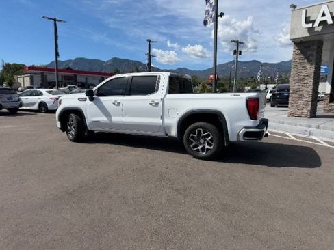 Used 2021 GMC Sierra 1500 Elevation w/ Preferred Package AWD/4WD image 8