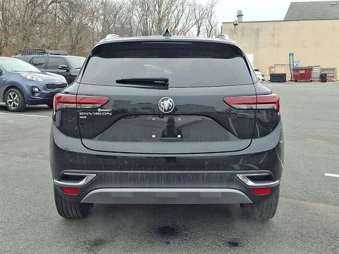 Used 2023 Buick Envision Essence image 5