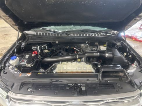 Used 2022 Ford Expedition Max Platinum image 41