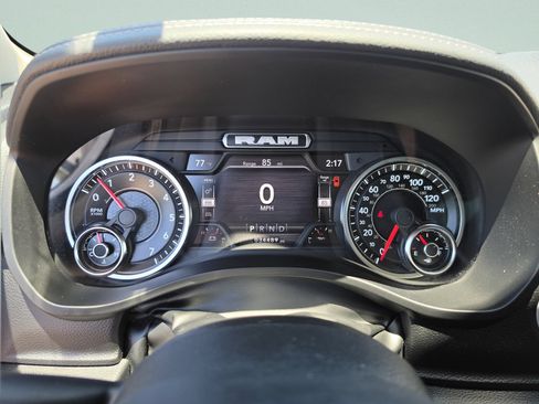 Used 2022 RAM 1500 Laramie RWD image 33