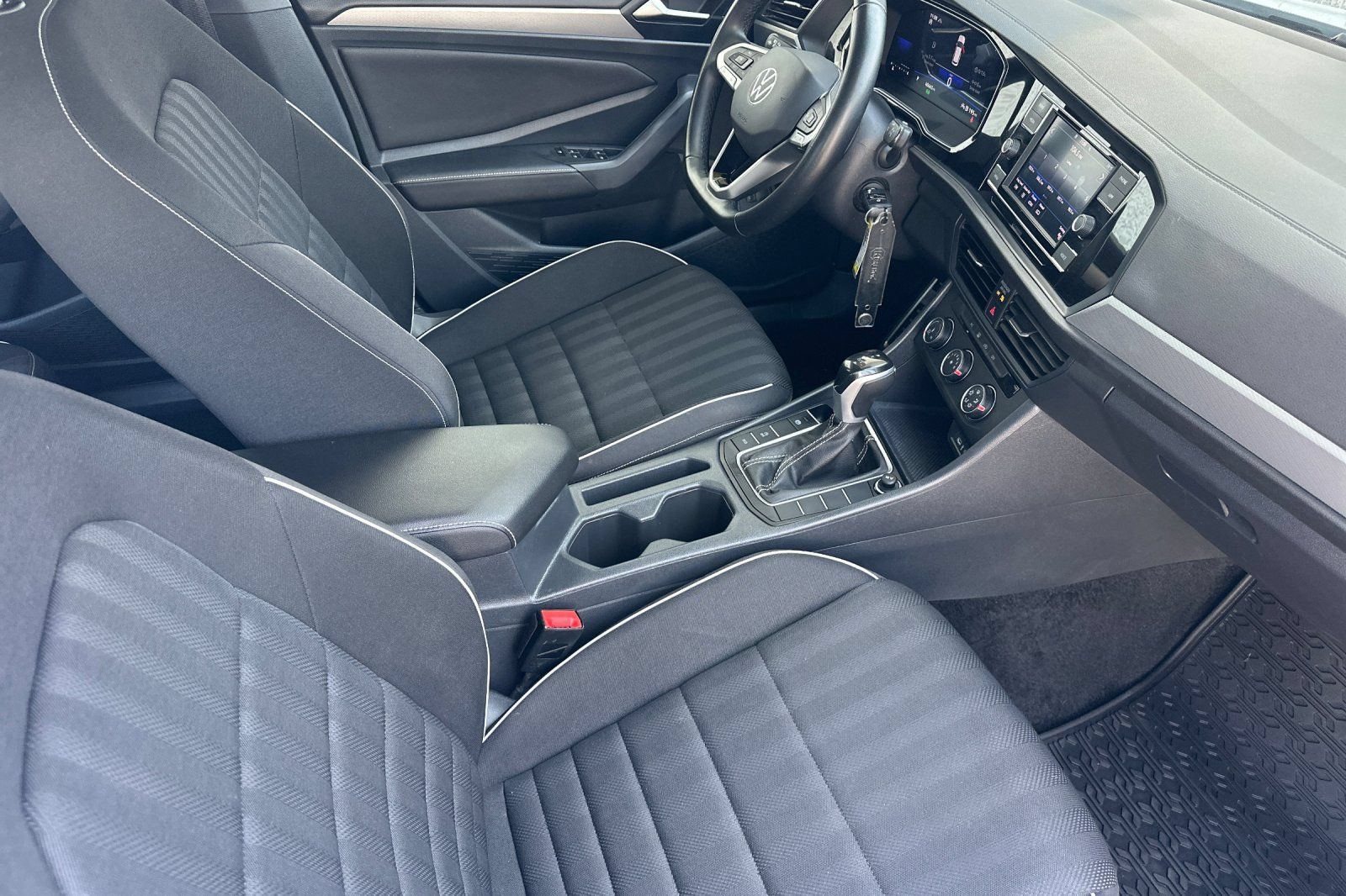 Used 2023 Volkswagen Jetta Sport FWD image 16
