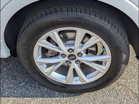 Certified 2025 Audi Q3 2.0T Premium Plus w/ Premium Plus Package image 22