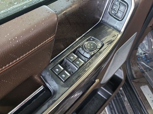 Used 2021 Ford F150 King Ranch image 28