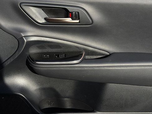 Used 2026 Toyota Crown XLE image 24